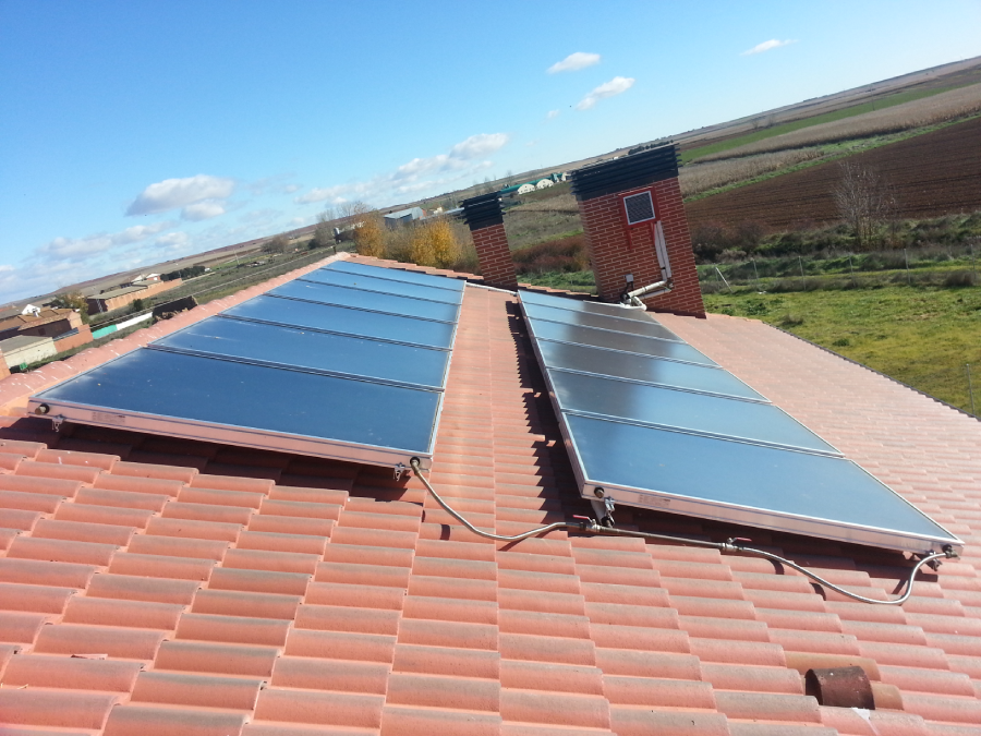 Instalación de placas solares en viviendas por Calefacción Lody